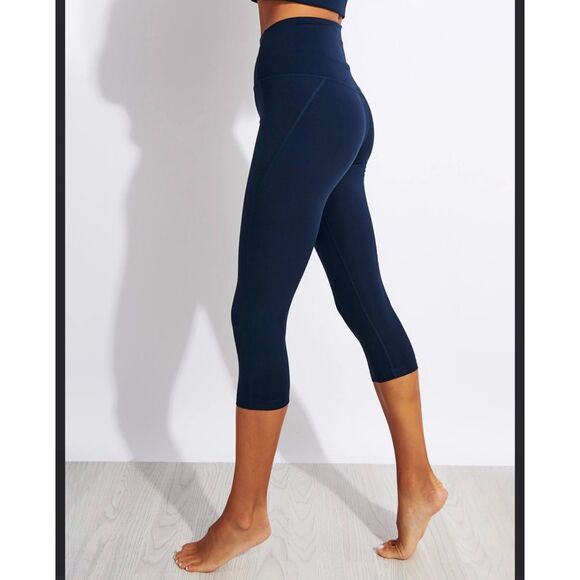 Girlfriend Collective Compressive High Waisted Capri Legging, Midnight, Medium - Picture 1 of 9